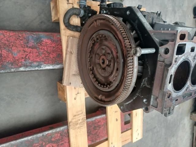 bontott VW GOLF VII Motorblokk (Fűzött)