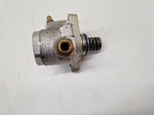 bontott VW GOLF VII Nagynyomású Szivattyú