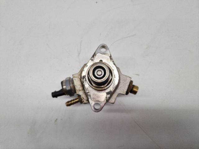 bontott VW GOLF VII Nagynyomású Szivattyú