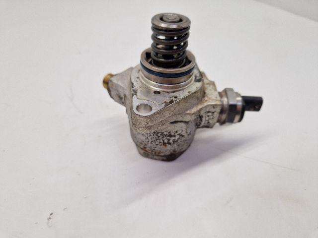 bontott VW GOLF VII Nagynyomású Szivattyú