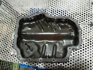 bontott VW GOLF VII Olajteknő