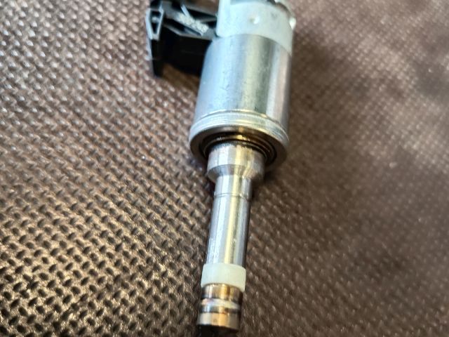 bontott VW GOLF VII Porlasztó (1 db)