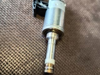 bontott VW GOLF VII Porlasztó (1 db)