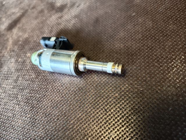 bontott VW GOLF VII Porlasztó (1 db)