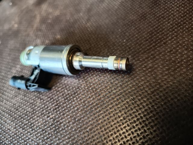 bontott VW GOLF VII Porlasztó (1 db)