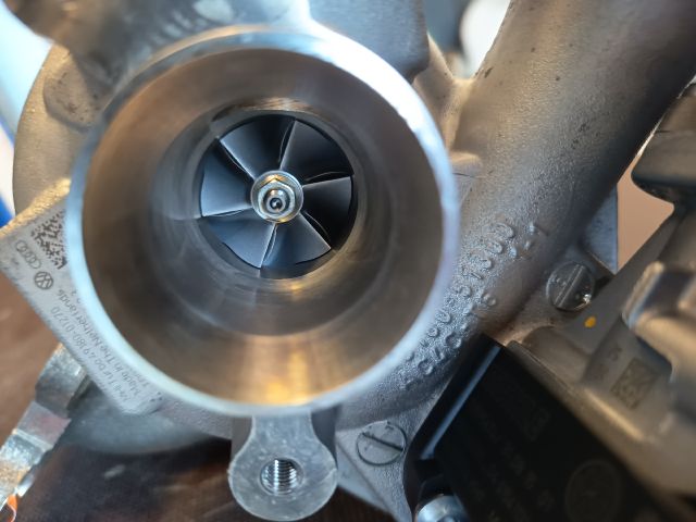 bontott VW GOLF VII Turbó