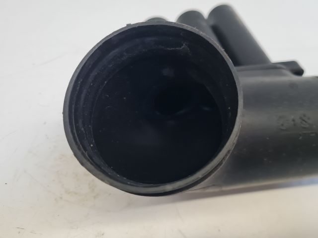 bontott VW GOLF VII Turbócső