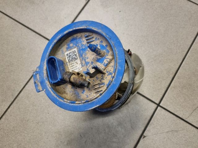 bontott VW GOLF VII Üzemanyag Szivattyú