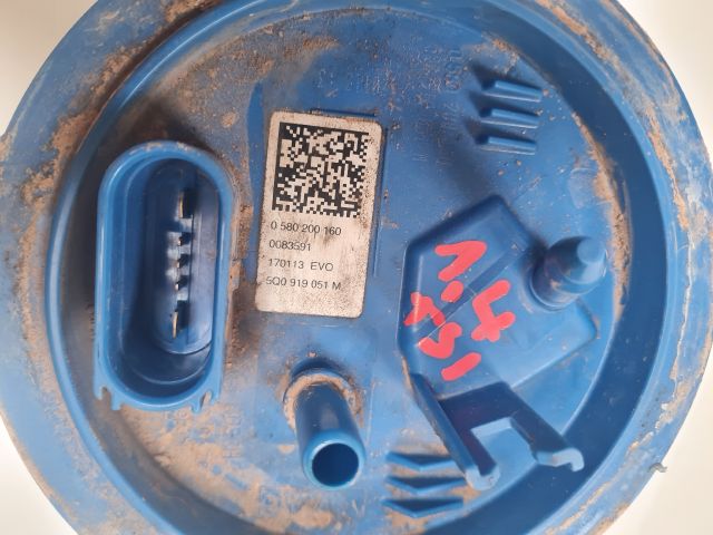 bontott VW GOLF VII Üzemanyag Szivattyú