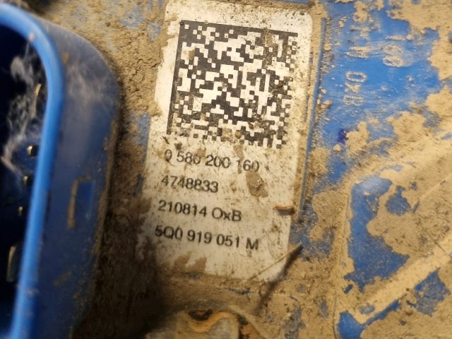 bontott VW GOLF VII Üzemanyag Szivattyú