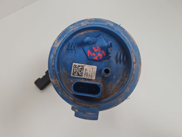 bontott VW GOLF VII Üzemanyag Szivattyú