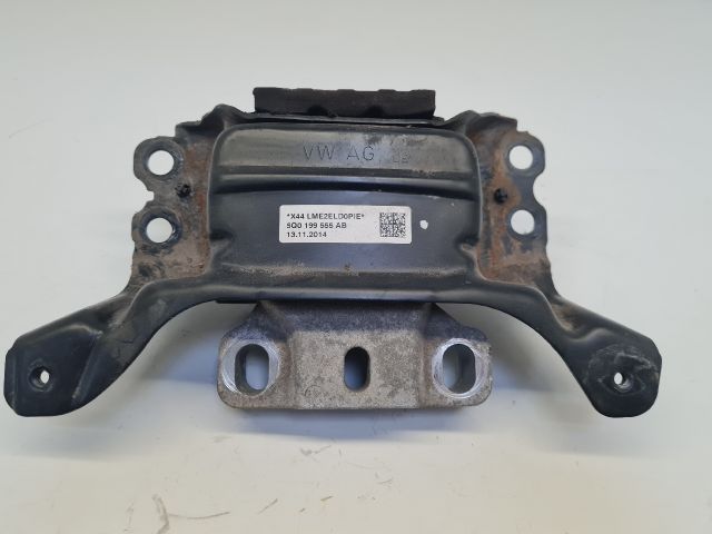 bontott VW GOLF VII Váltó Tartó Bak (Pozíciófüggetlen)