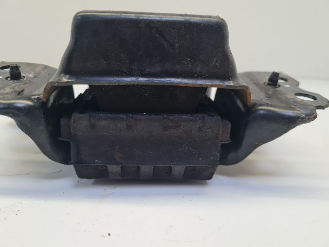 bontott VW GOLF VII Váltó Tartó Bak (Pozíciófüggetlen)