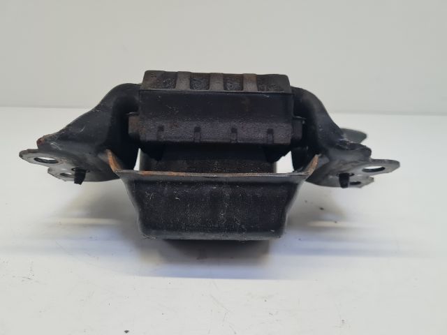 bontott VW GOLF VII Váltó Tartó Bak (Pozíciófüggetlen)