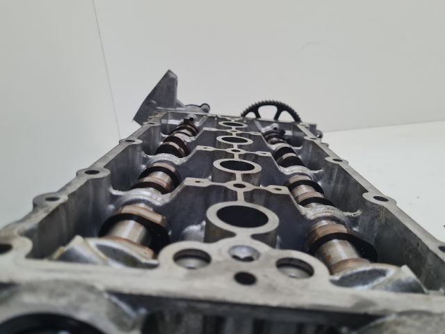 bontott VW GOLF VII Vezérműtengely Ház