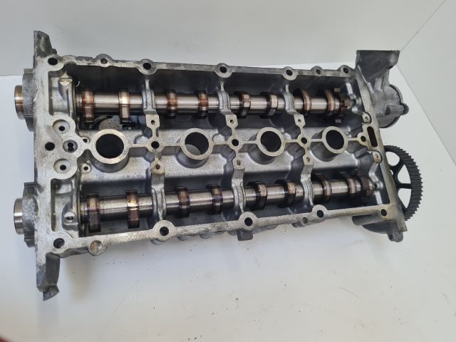 bontott VW GOLF VII Vezérműtengely Ház