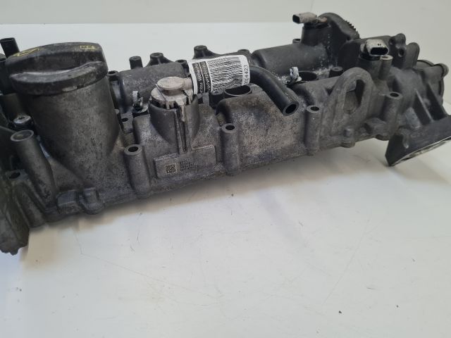 bontott VW GOLF VII Vezérműtengely Ház