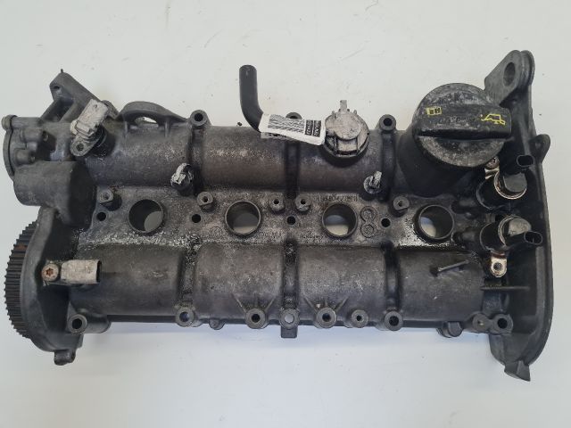 bontott VW GOLF VII Vezérműtengely Ház