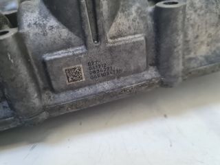 bontott VW GOLF VII Vezérműtengely Ház