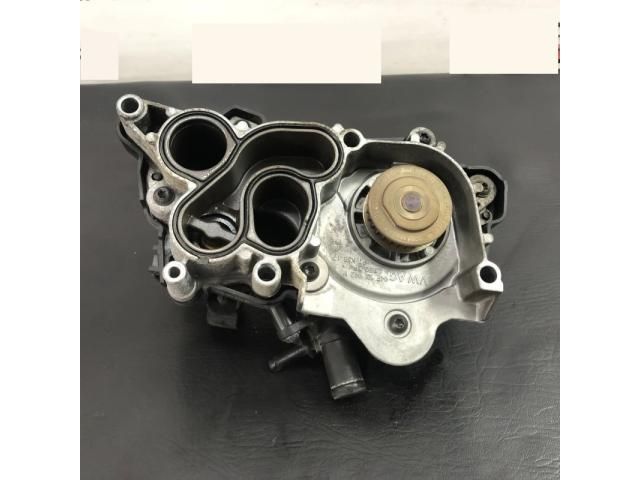 bontott VW GOLF VII Vízpumpa