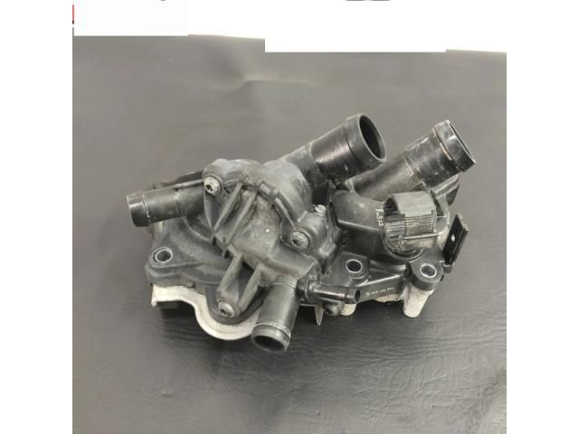 bontott VW GOLF VII Vízpumpa