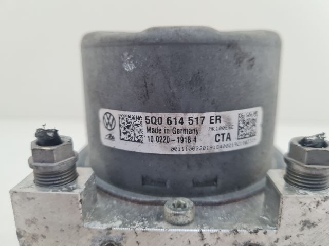 bontott VW GOLF VII ABS Kocka