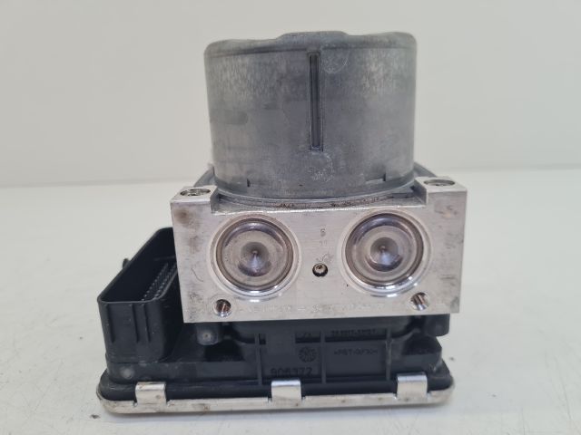 bontott VW GOLF VII ABS Kocka