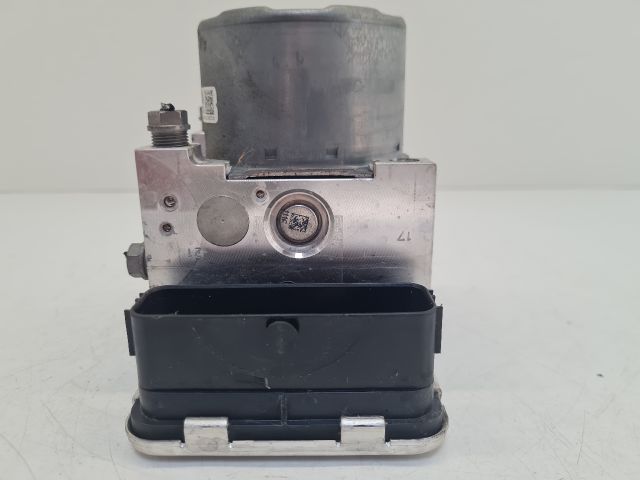 bontott VW GOLF VII ABS Kocka