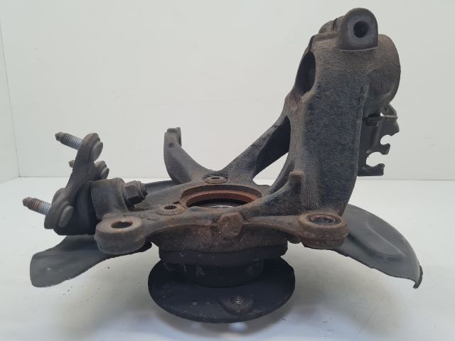 bontott VW GOLF VII Bal első Csonkállvány Kerékaggyal