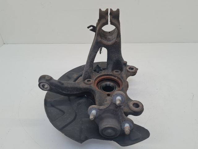 bontott VW GOLF VII Bal első Csonkállvány Kerékaggyal