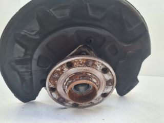 bontott VW GOLF VII Bal első Csonkállvány Kerékaggyal