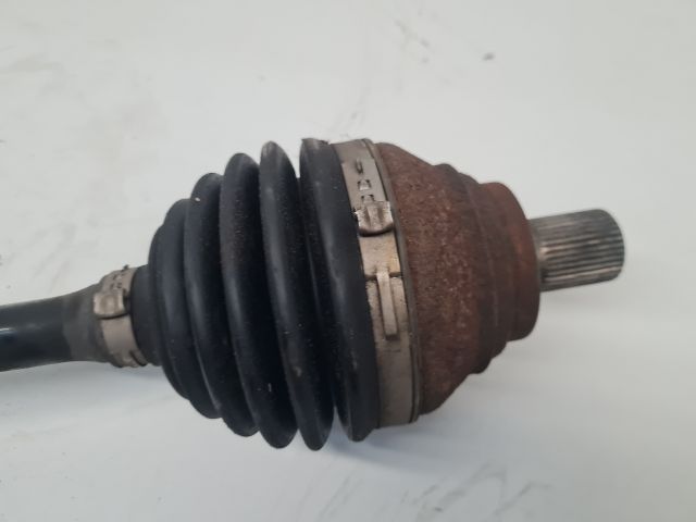 bontott VW GOLF VII Bal Féltengely