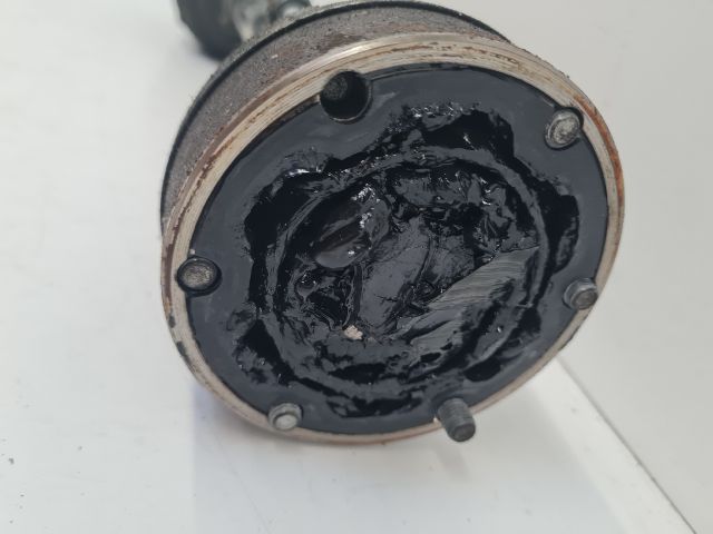 bontott VW GOLF VII Bal Féltengely