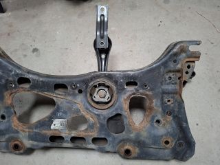 bontott VW GOLF VII Első Bölcső