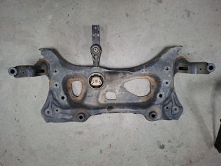 bontott VW GOLF VII Első Bölcső