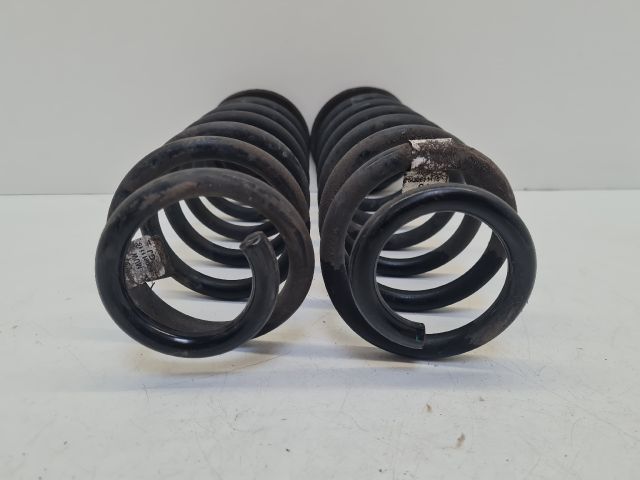 bontott VW GOLF VII Hátsó Rugó Pár