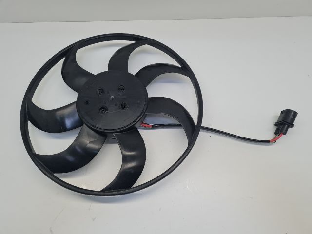 bontott VW GOLF VII Hűtőventilátor