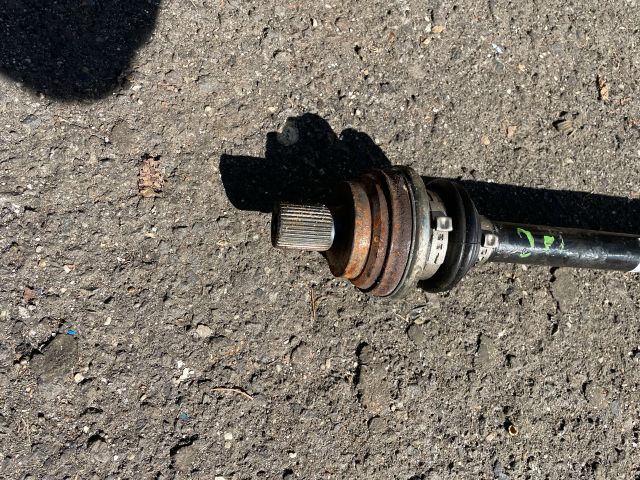 bontott VW GOLF VII Jobb Féltengely