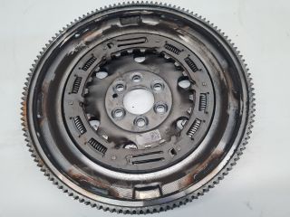 bontott VW GOLF VII Kettős tömegű Lendkerék