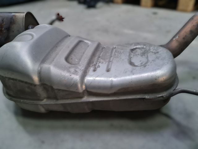 bontott VW GOLF VII Középső Kipufogó Dob