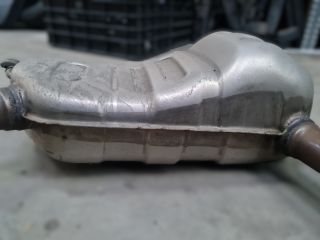 bontott VW GOLF VII Középső Kipufogó Dob