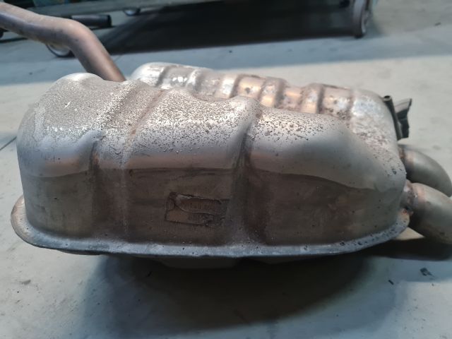 bontott VW GOLF VII Középső Kipufogó Dob