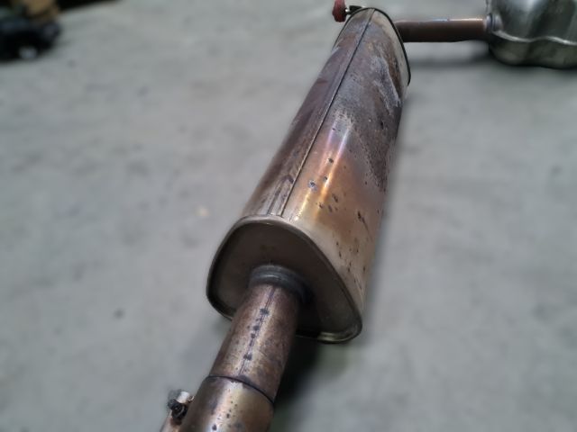 bontott VW GOLF VII Középső Kipufogó Dob