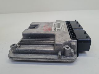 bontott VW GOLF VII Motorvezérlő