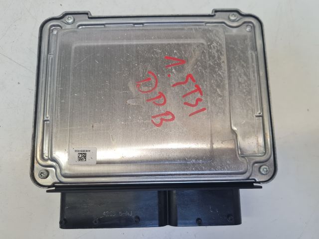 bontott VW GOLF VII Motorvezérlő