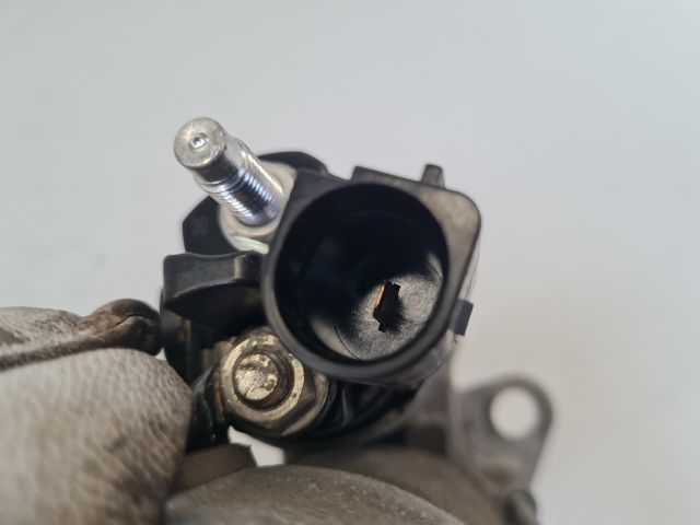 bontott VW GOLF VII Önindító