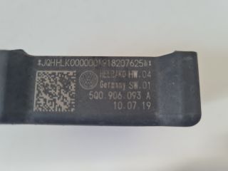 bontott VW GOLF VII Üzemanyag Szivattyú Relé