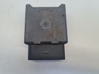 bontott VW GOLF VII Üzemanyag Szivattyú Relé