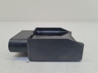 bontott VW GOLF VII Üzemanyag Szivattyú Relé