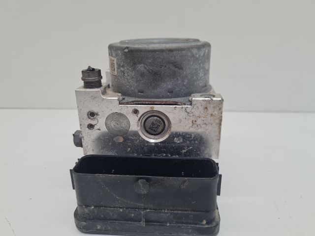 bontott VW GOLF VII ABS Kocka